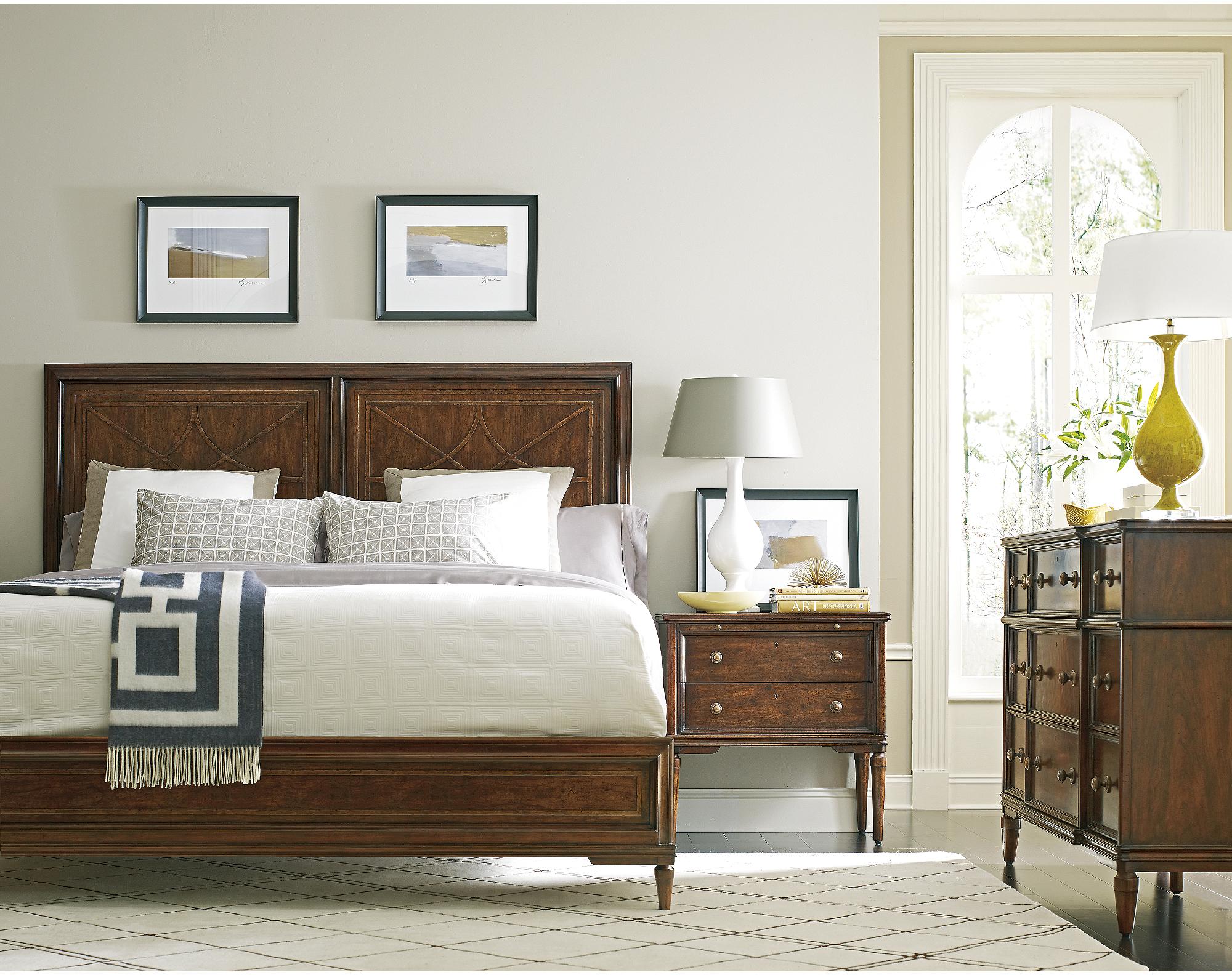 Stanley Furniture The Classic Portfolio Vintage 2641380 Nightstand w/ Pullout Shelf Becker